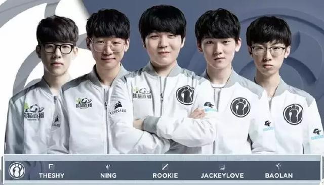 穆里尼奥出 穆里尼奥出