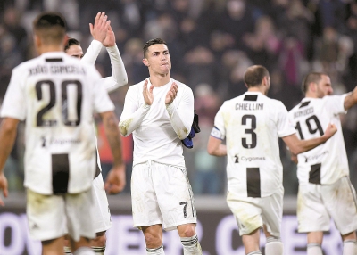 外野围墙 外野围墙