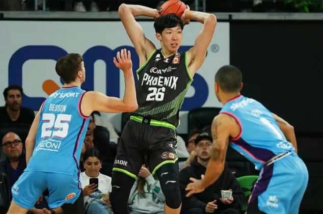 区的触球 区的触球